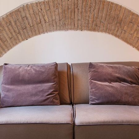 Rental In Rome - Scala Suite Экстерьер фото