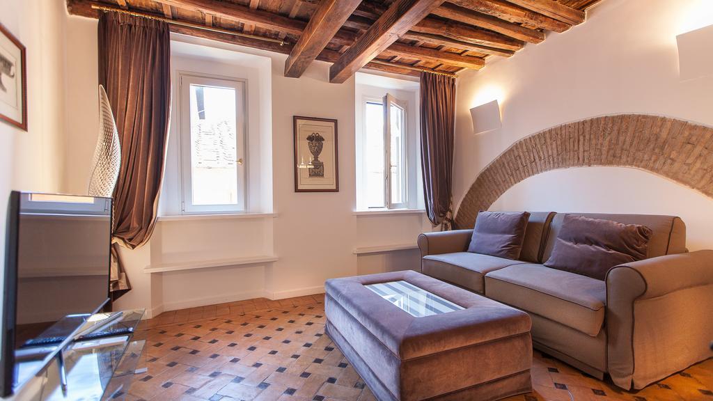 Rental In Rome - Scala Suite Экстерьер фото
