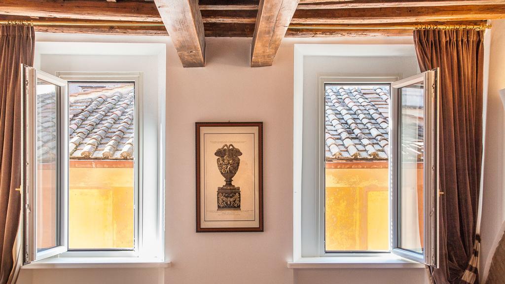 Rental In Rome - Scala Suite Экстерьер фото