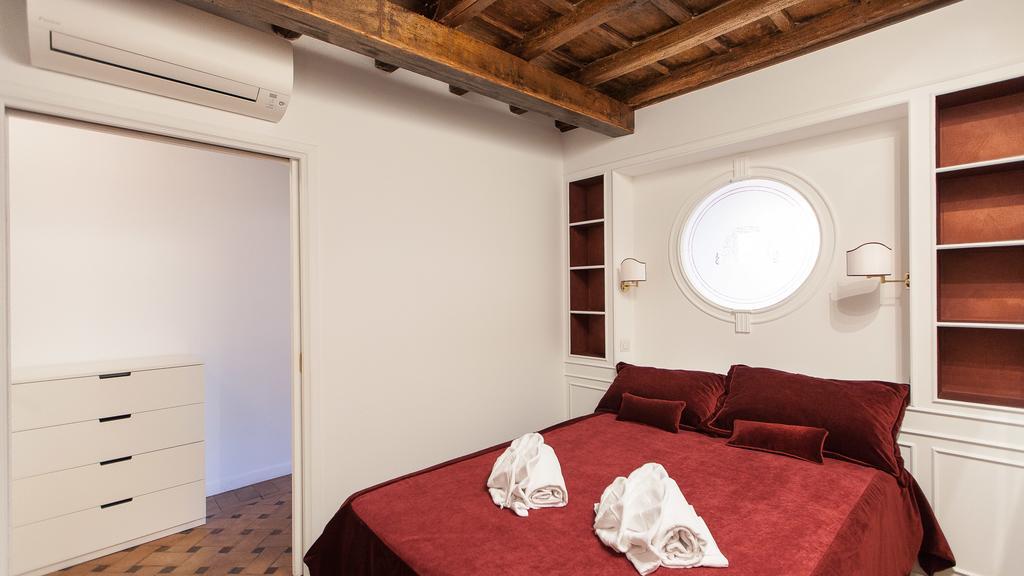 Rental In Rome - Scala Suite Экстерьер фото